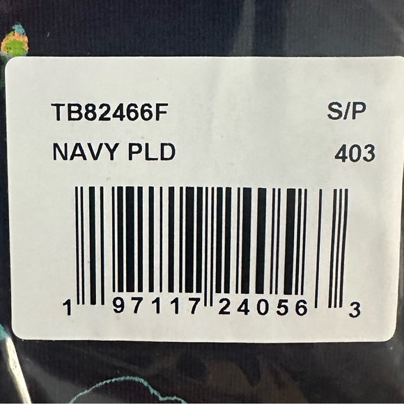 Tommy Bahama Long Sleeve Pajama Set - Picture 5 of 5